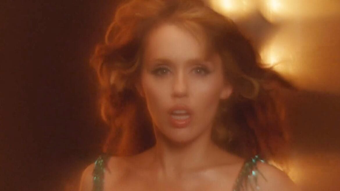 miley cyrus end of the world