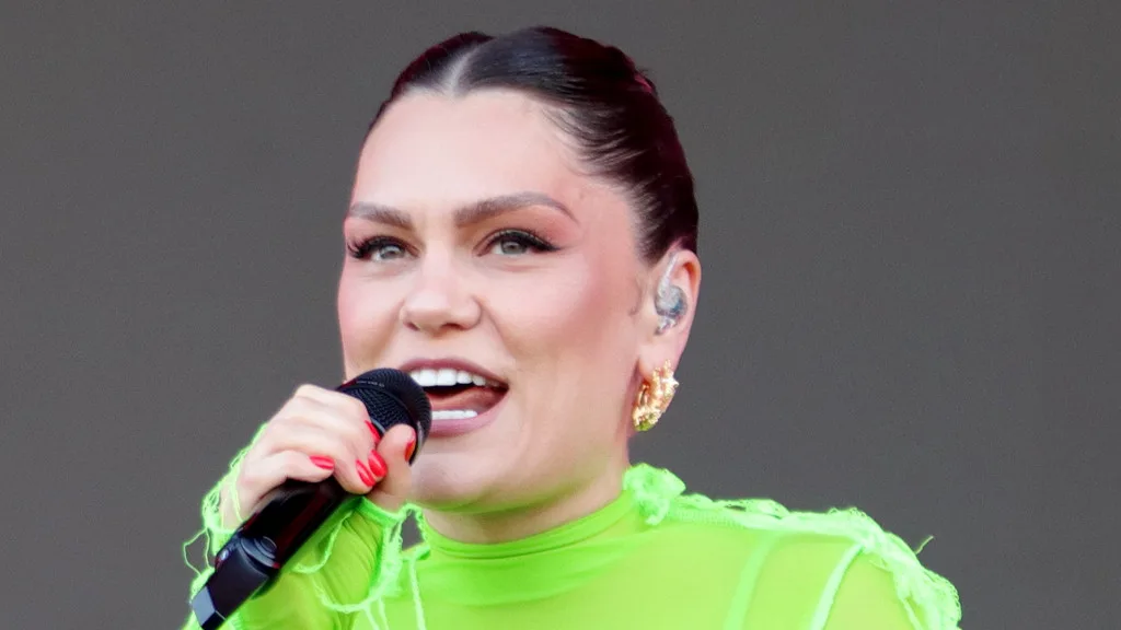 Jessie J cancels US tour to undergo surgery
