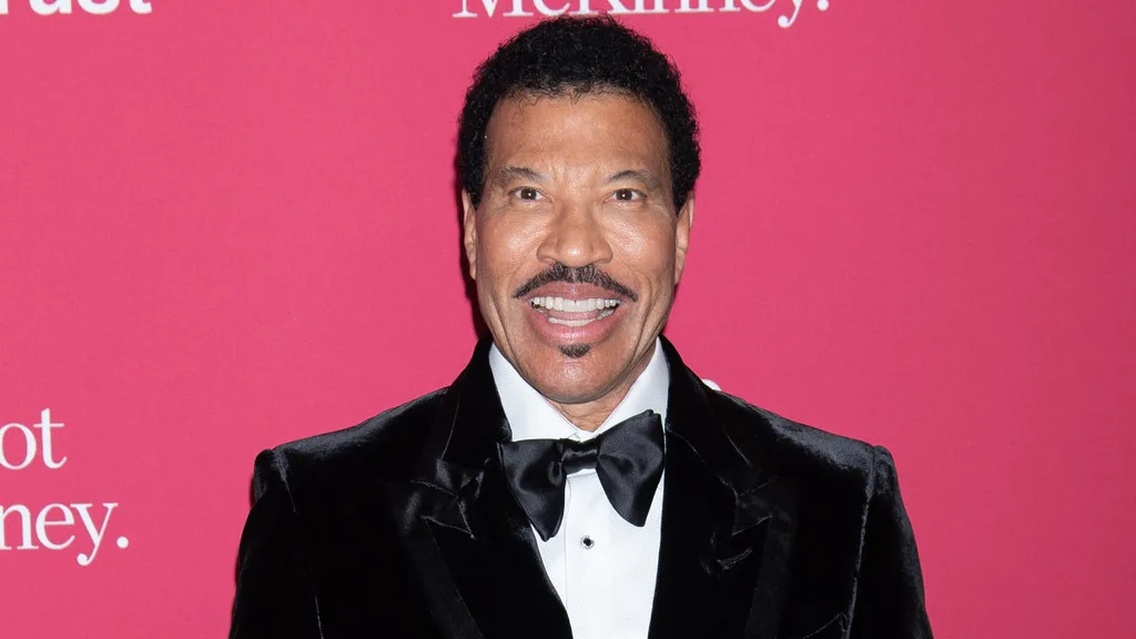Lionel Richie reflects on disastrous fight between first and second wives