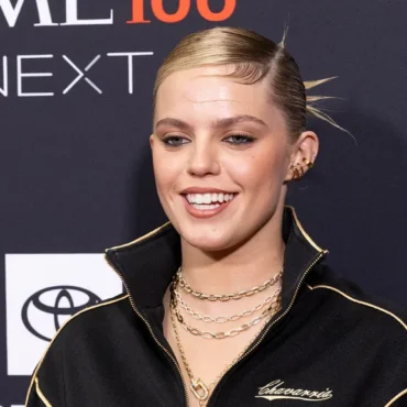 Renee Rapp postpones final show on U.S. tour due to ongoing vocal issues