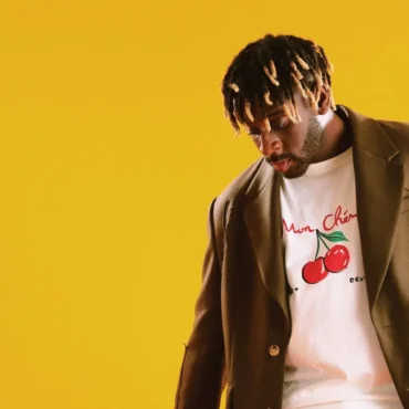 Myles Smith backs Chappell Roan on boundary setting between artists and fans