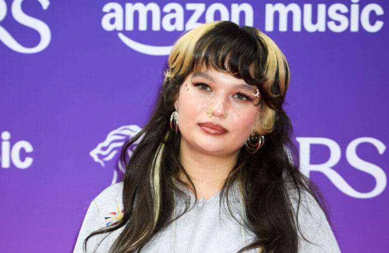 Lola Young reassures fans shes doing well